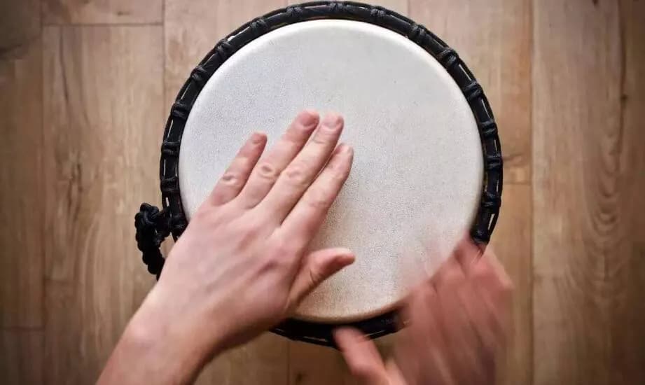 Jak zrobić perkusje z prostych materiałów i cieszyć się muzyką