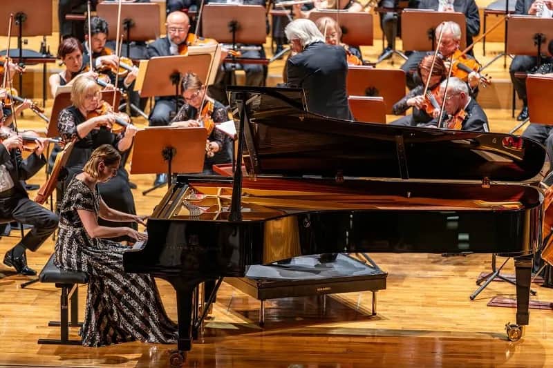 Jak dyrygentura symfoniczna może zmienić twoją przyszłość muzyczną