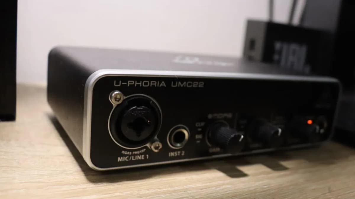 Jak podłączyć gitarę elektryczną do komputera bez problemów z dźwiękiem